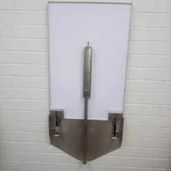 Wall Mount Space Saving Exam Table FT843 -Wahl Shop T FT843 2